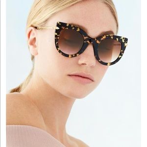 Krewe Laveau tortoise sunglasses